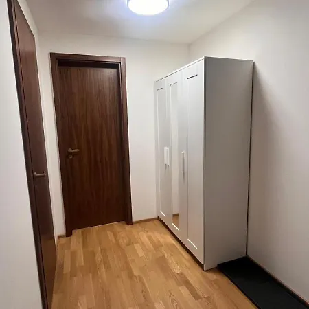 Apartamento With Terrace In Praga